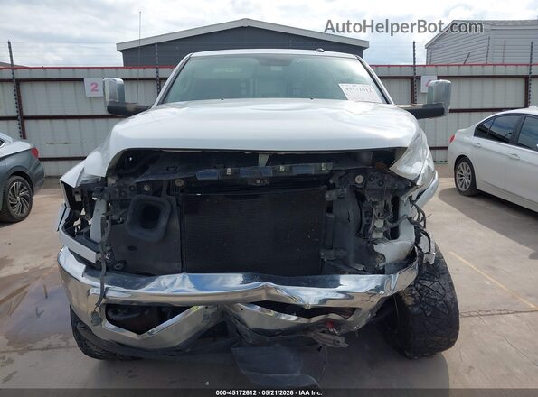 3C6UR5DL7GG284510 2016 RAM 2500 White Սալոնի հետևի տեսք