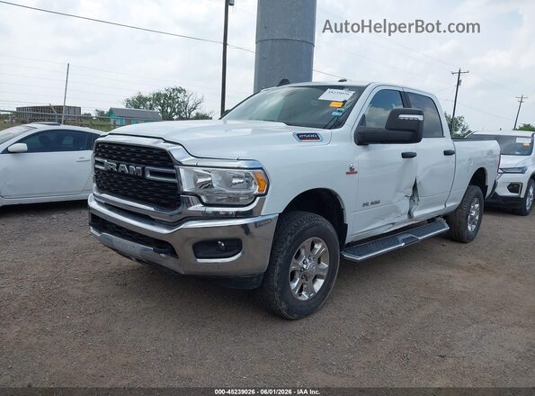 3C6UR5DL7RG338276 2024 RAM 2500 White Widok z przodu