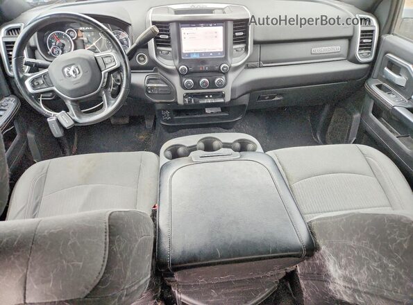 3C6UR5DLXRG101233 2024 RAM 2500 Gray Вид панелі приладів