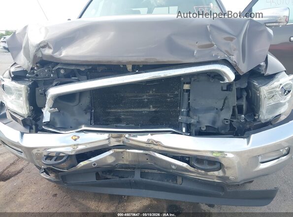 3C6UR5GL0JG121202 2018 RAM 2500 Коричневый Вид спереди