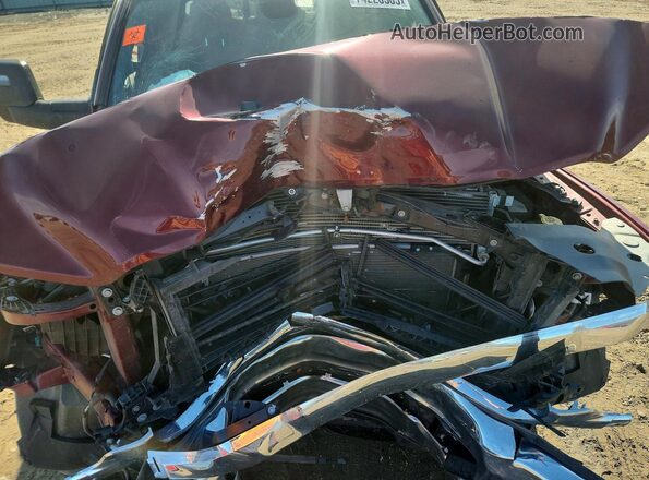 3C6UR5HL2RG278675 2024 RAM 2500 Maroon Rear interior view