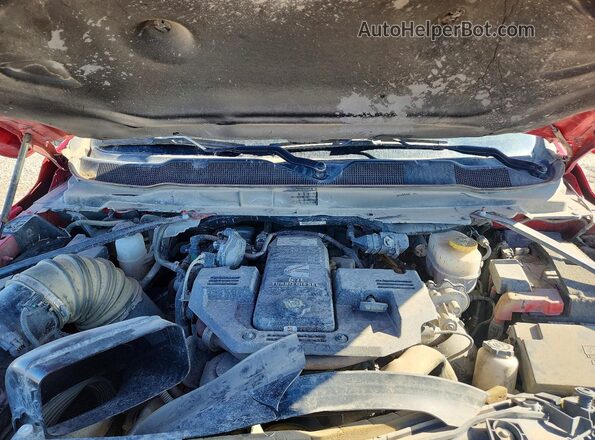 3C6UR5JL2RG193006 2024 RAM 2500 Red უკანა სალონის ხედი