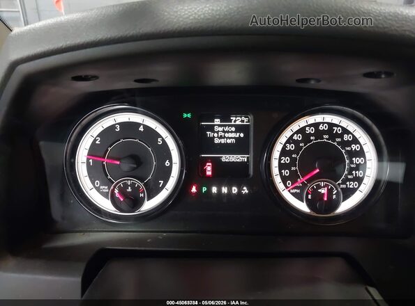 3C7WR4HJ1HG718042 2017 RAM 2500 White Widok tylnych siedzeń