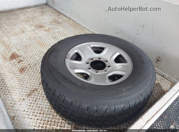3C7WR4HJ1HG718042 2017 RAM 2500 White Widok zestawu wskaźników