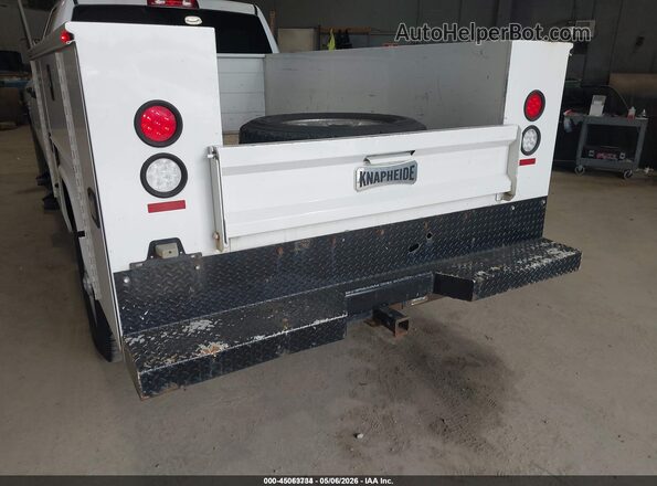 3C7WR4HJ1HG718042 2017 RAM 2500 White Widok wnętrza 360 stopni