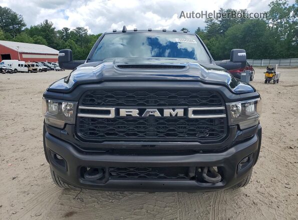 3C7WRNEL7RG349832 2024 RAM 5500 Black Front view