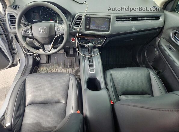 3CZRU5H54LM705596 2020 HONDA HR-V Silver Widok deski rozdzielczej