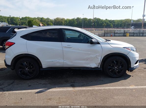 3CZRU6H14NM769272 2022 HONDA HR-V Белый Вид задней части салона
