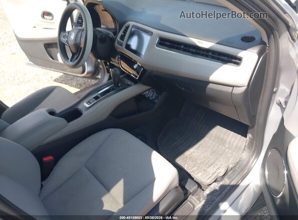 3CZRU6H56JM711970 2018 HONDA HR-V Silver წინა სალონის ხედი