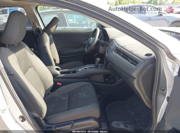3CZRU6H59KM722978 2019 HONDA HR-V Silver წინა სალონის ხედი