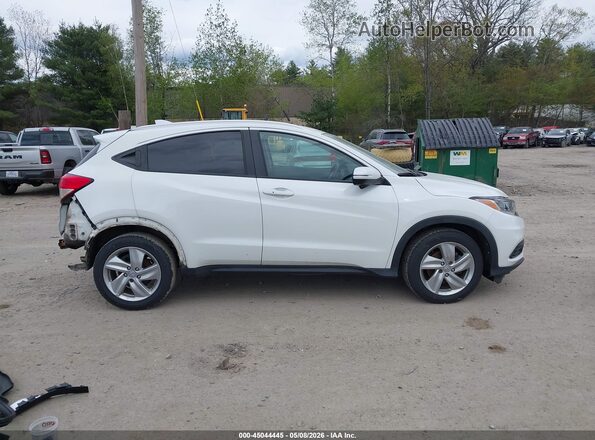 3CZRU6H75KM714815 2019 HONDA HR-V White Rear interior view