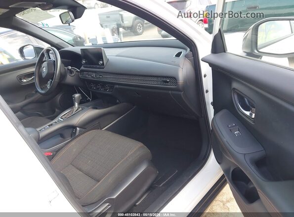 3CZRZ1H55RM749903 2024 HONDA HR-V White Вид салону спереду