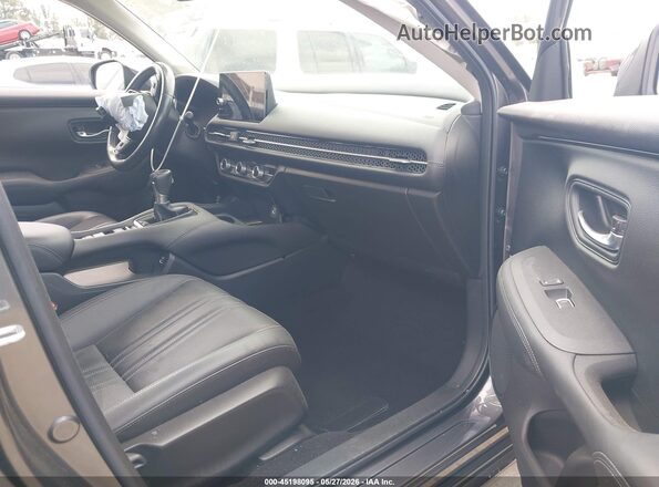 3CZRZ1H70PM746213 2023 HONDA HR-V Gray წინა სალონის ხედი