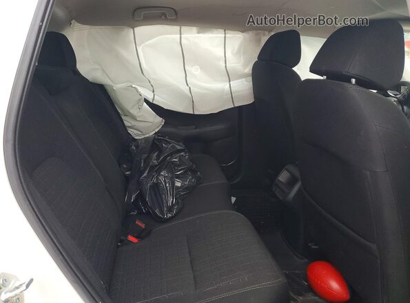 3CZRZ2H32RM720377 2024 HONDA HR-V White Widok wnętrza z tyłu