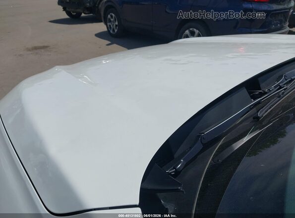 3CZRZ2H35SM718306 2025 HONDA HR-V Белый Вид спереди