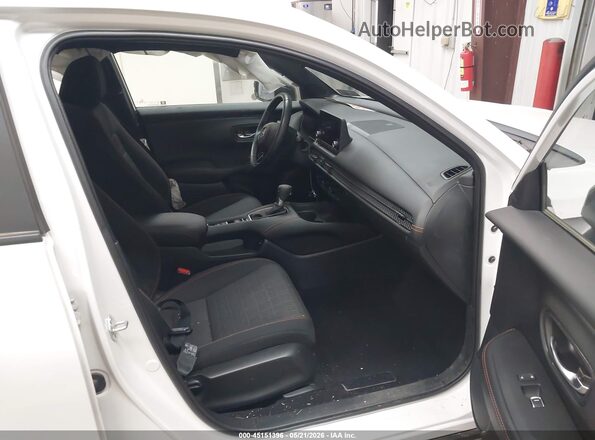 3CZRZ2H57SM736193 2025 HONDA HR-V Белый Вид салона спереди