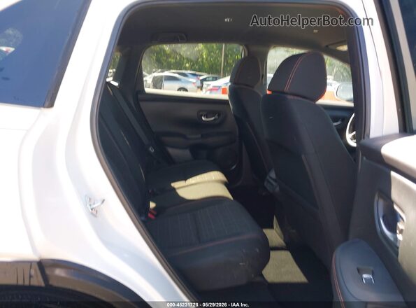 3CZRZ2H57SM780811 2025 HONDA HR-V White Vista de la etiqueta del VIN