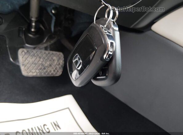3CZRZ2H78SM791821 2025 HONDA HR-V Серый Вид панели приборов