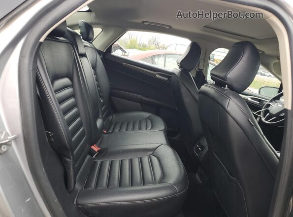 3FA6P0CD3LR153129 2020 FORD FUSION Silver Rear seats view