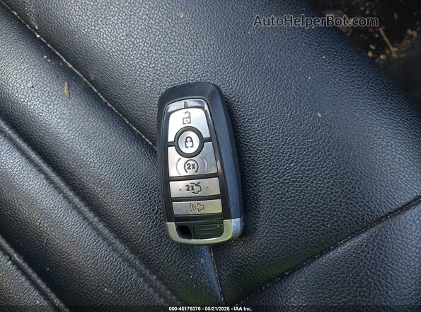 3FA6P0CD6LR195889 2020 FORD FUSION Silver Widok deski rozdzielczej