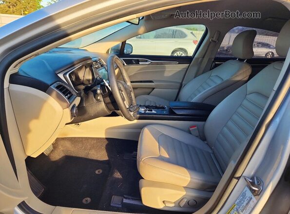 3FA6P0CDXKR219917 2019 FORD FUSION Silver 