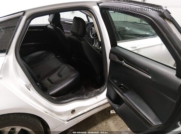 3FA6P0D92LR133531 2020 FORD FUSION White Вид наклейки з VIN-кодом