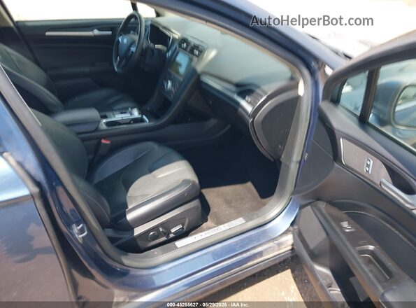 3FA6P0D93JR207133 2018 FORD FUSION Blue Front interior view