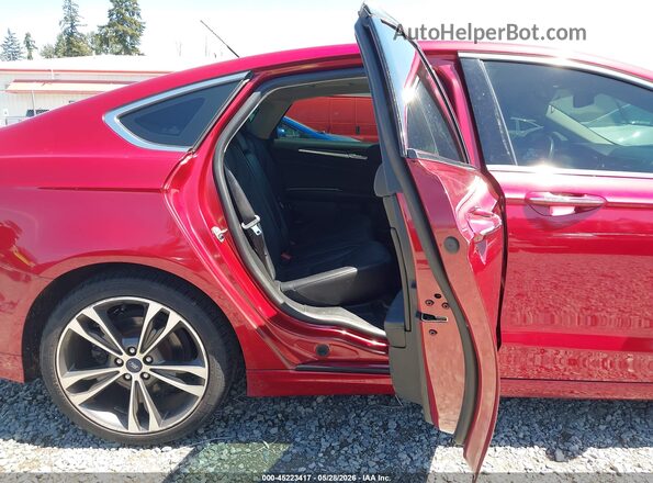 3FA6P0D9XJR244129 2018 FORD FUSION Red Вид наклейки з VIN-кодом