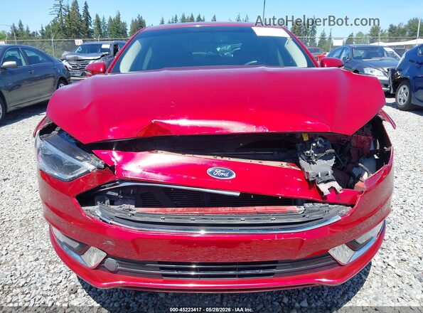 3FA6P0D9XJR244129 2018 FORD FUSION Red Вид задньої частини салону