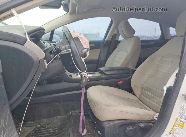 3FA6P0G70LR200945 2020 FORD FUSION White Front interior view
