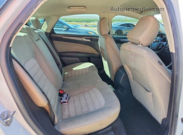 3FA6P0G75LR112179 2020 FORD FUSION White Вид задніх сидінь