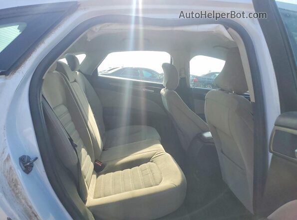 3FA6P0G77JR238055 2018 FORD FUSION Белый 