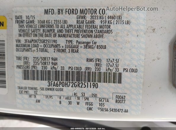 3FA6P0H72GR251190 2016 FORD FUSION White Vista del compartimento del motor