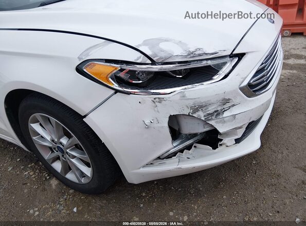 3FA6P0HD0HR366135 2017 FORD FUSION Белый Вид спереди