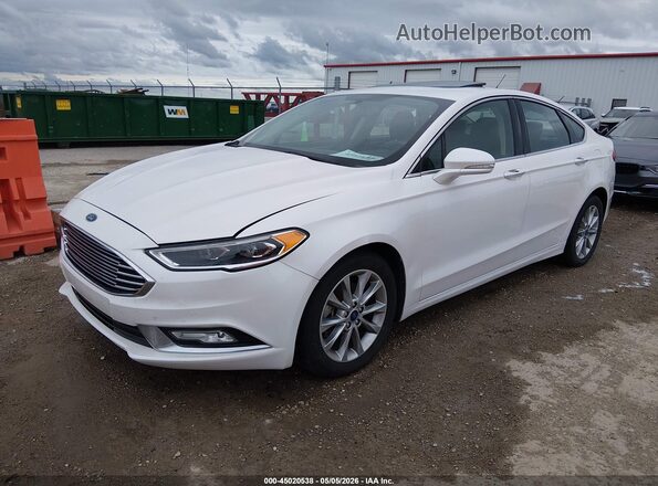 3FA6P0HD0HR366135 2017 FORD FUSION Белый Передняя левая четверть