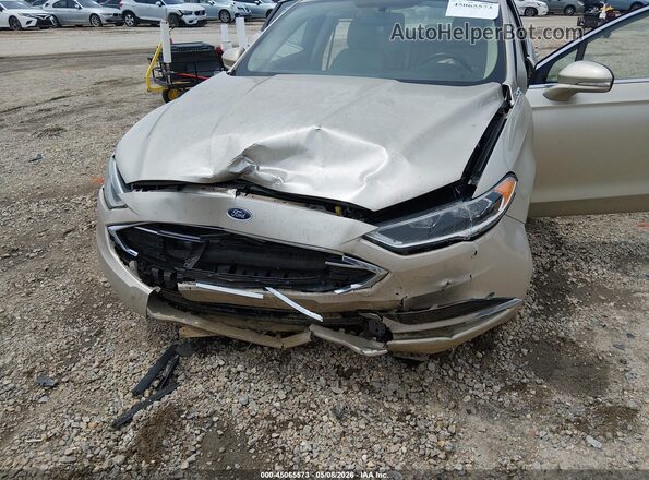 3FA6P0HD0JR133670 2018 FORD FUSION Золотой Вид спереди