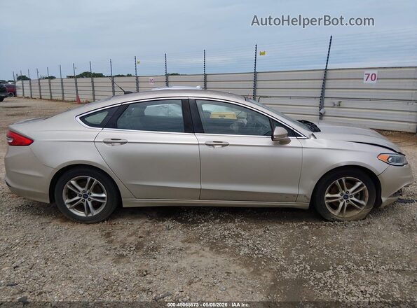 3FA6P0HD0JR133670 2018 FORD FUSION Золотой Вид щитка приборов