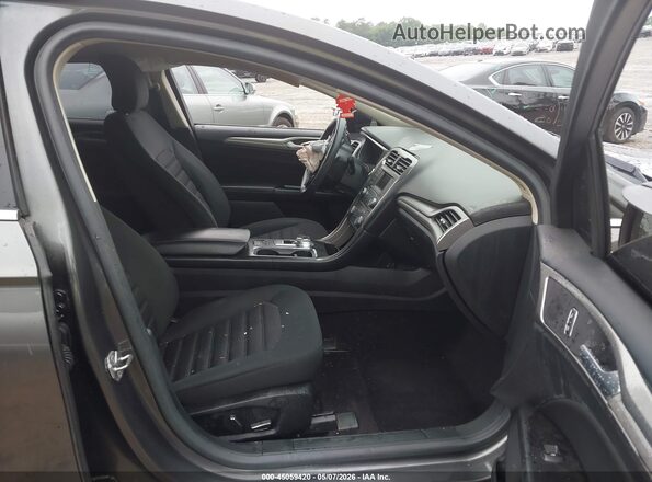 3FA6P0HD1HR346735 2017 FORD FUSION Серый Вид салона спереди