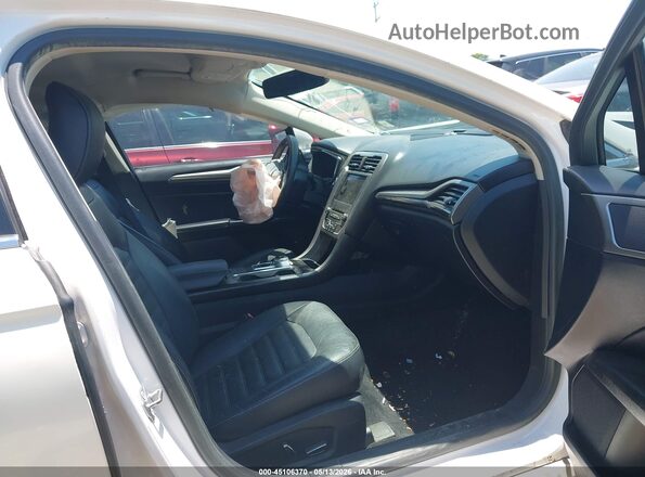 3FA6P0HD1JR213625 2018 FORD FUSION White Widok wnętrza z przodu
