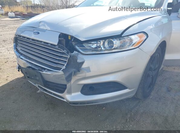 3FA6P0HD2GR281117 2016 FORD FUSION Silver 