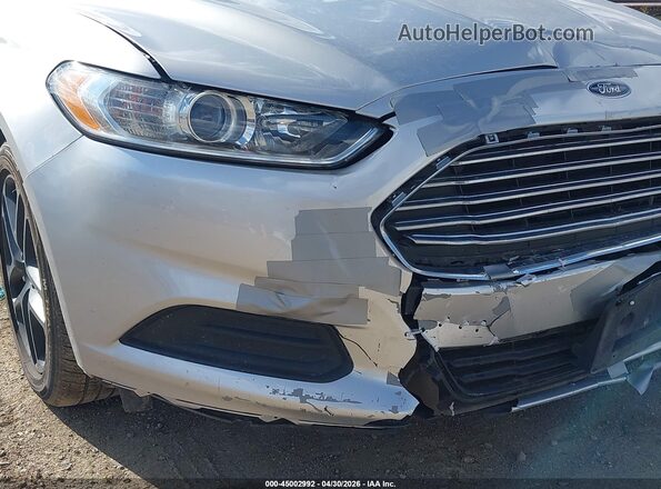 3FA6P0HD2GR281117 2016 FORD FUSION Silver 
