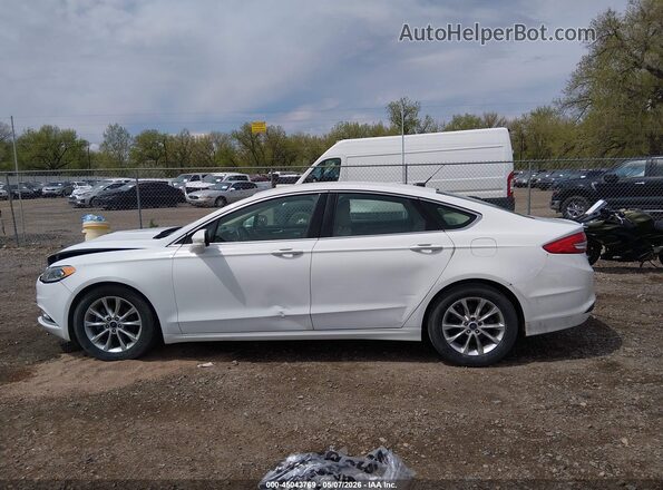3FA6P0HD2HR254775 2017 FORD FUSION White 