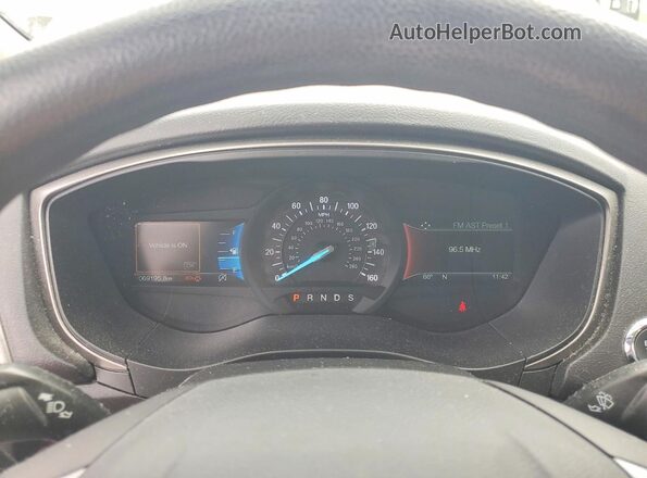 3FA6P0HD2JR199833 2018 FORD FUSION Красный Вид щитка приборов