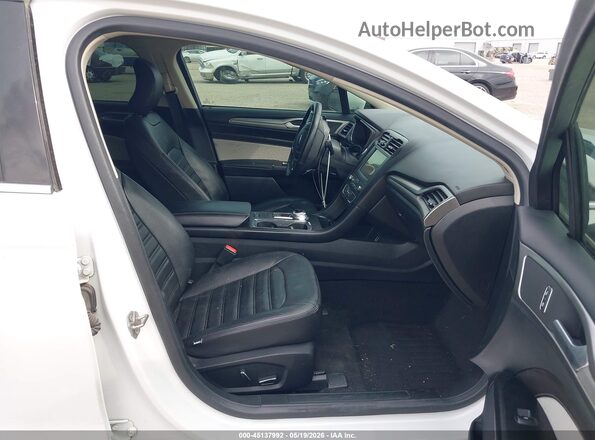 3FA6P0HD2KR283197 2019 FORD FUSION White 
