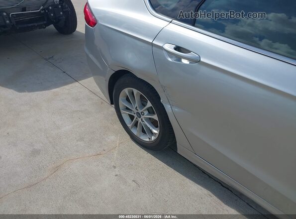 3FA6P0HD2LR218562 2020 FORD FUSION Silver 
