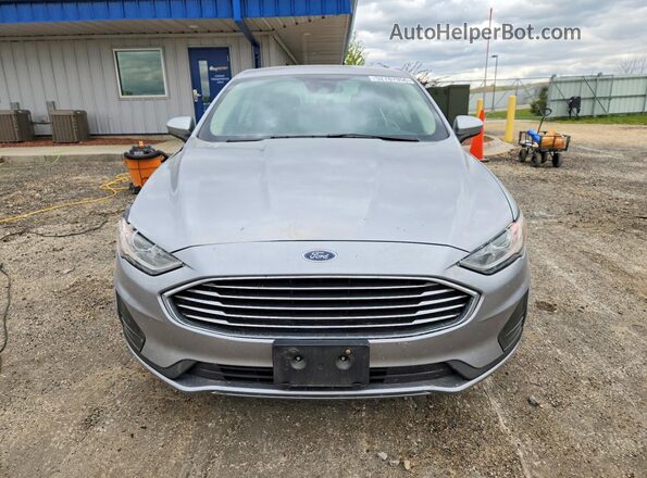 3FA6P0HD8LR185406 2020 FORD FUSION Silver Widok z przodu