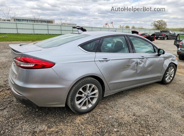 3FA6P0HD8LR185406 2020 FORD FUSION Silver Tył prawy