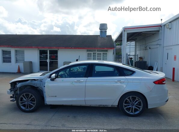 3FA6P0LU1HR314620 2017 FORD FUSION HYBRID Белый 