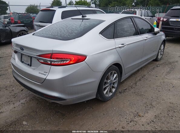 3FA6P0LU3HR323478 2017 FORD FUSION HYBRID Серебряный Задняя правая четверть