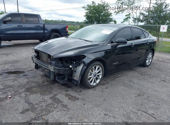 3FA6P0LU5HR230087 2017 FORD FUSION HYBRID Black Front left